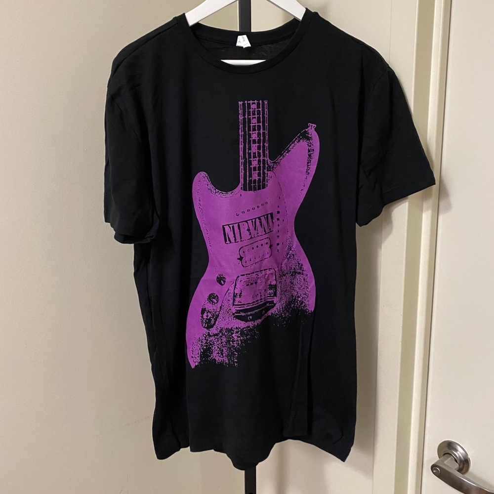 NIRVANA Graphic T-Shirt NWOT